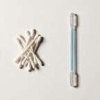 Coton-tiges usages face a un Otiva Stick propre